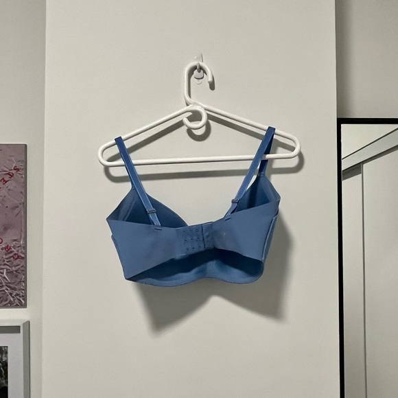 Knix Lace Wingwoman Bra - Daylight - Picture 4 of 7